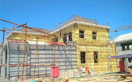 建筑外墻保溫系統(tǒng)中內和外保溫效果差別有多大(圖3) 建筑外墻保溫聚氨酯噴涂